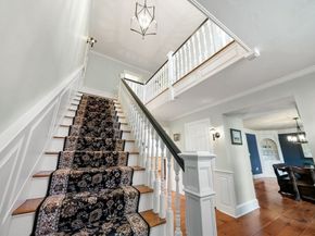 23 Old Farm Rd, Hopkinton MA 01748