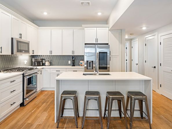 456 Meridian St 1, Boston MA 02128