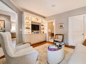 287 Langley Rd 6, Newton MA 02459