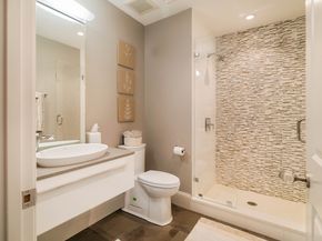 287 Langley Rd 6, Newton MA 02459