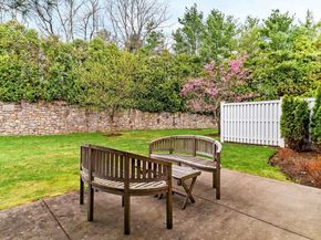 287 Langley Rd 6, Newton MA 02459