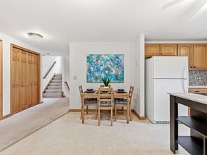 72 Arthur Dr 72, Northbridge MA 01588
