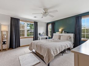 72 Arthur Dr 72, Northbridge MA 01588