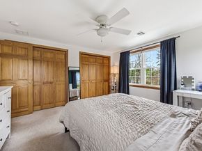 72 Arthur Dr 72, Northbridge MA 01588