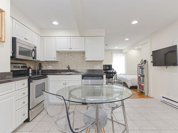 11 Emmet St, Boston MA 02127