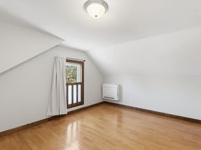 19 Appleton St, Salem MA 01970