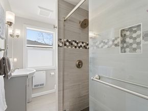 19 Appleton St, Salem MA 01970