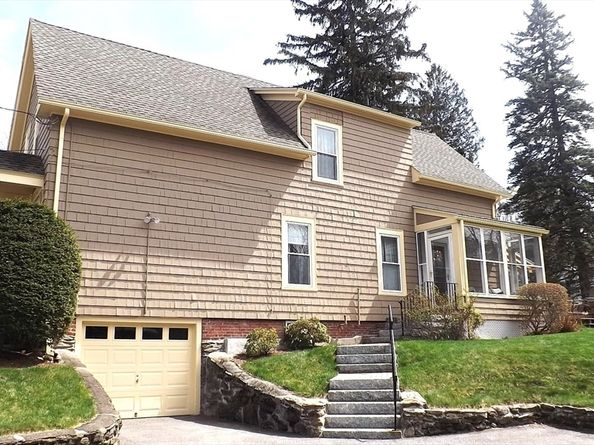 61 Nelson Place, Worcester MA 01605