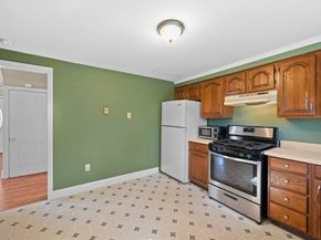 184 Pleasant St, Grafton MA 01560