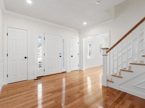 2 Clover Glen Circle, Shrewsbury MA 01545