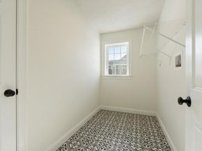 2 Clover Glen Circle, Shrewsbury MA 01545