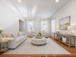 2 Clover Glen Circle, Shrewsbury MA 01545