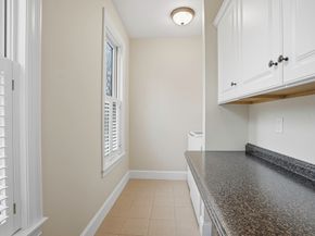 72 Glenview St, Upton MA 01568