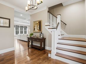 72 Glenview St, Upton MA 01568