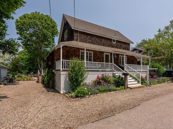 19 Old Garden Rd, Rockport MA 01966