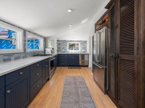 19 Old Garden Rd, Rockport MA 01966