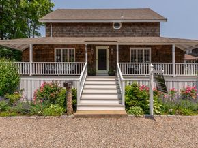 19 Old Garden Rd, Rockport MA 01966
