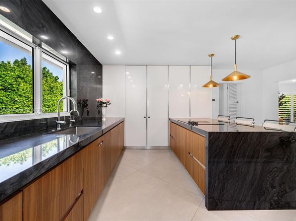 12050 Moss Ranch Rd, Pinecrest FL 33156