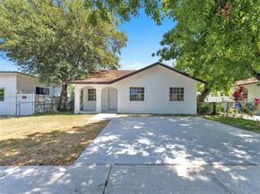 1360 NW 59th St, Miami FL 33142