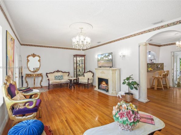 6101 SW 13th Ter, West Miami FL 33144