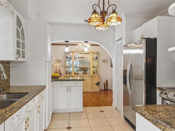 6101 SW 13th Ter, West Miami FL 33144