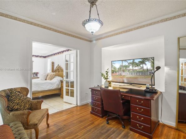 6101 SW 13th Ter, West Miami FL 33144