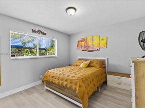 7307 SW 8th St, North Lauderdale FL 33068