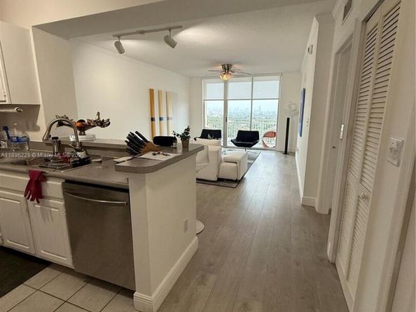 2665 SW 37th Ave 1213, Miami FL 33133