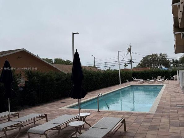 2665 SW 37th Ave 1213, Miami FL 33133