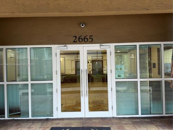 2665 SW 37th Ave 1213, Miami FL 33133