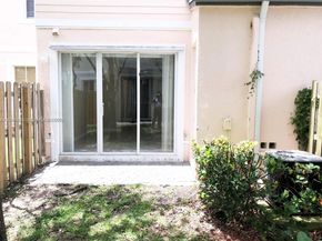 2884 SE 2 Dr, Homestead FL 33033