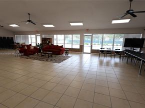 865 NW 80th Ter 6, Plantation FL 33324