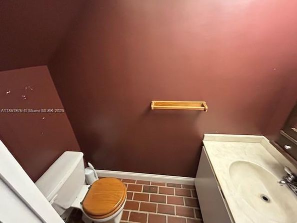 865 NW 80th Ter 6, Plantation FL 33324