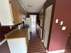 865 NW 80th Ter 6, Plantation FL 33324