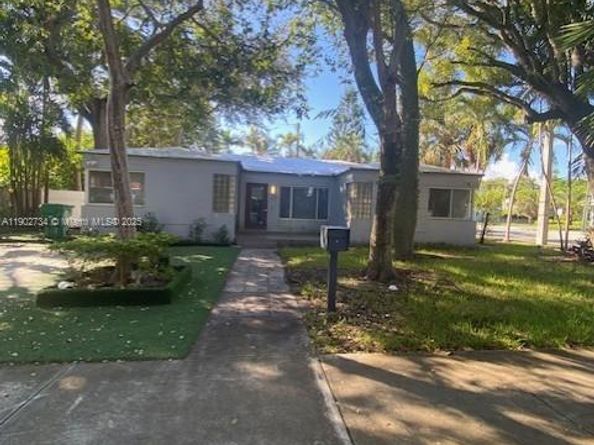 200 NE 48th Ter, Miami FL 33137