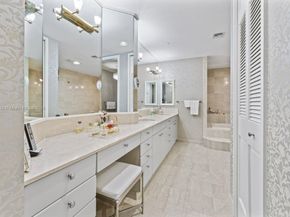 5266 Fisher Island Dr 5266, Miami Beach FL 33109