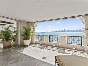 5266 Fisher Island Dr