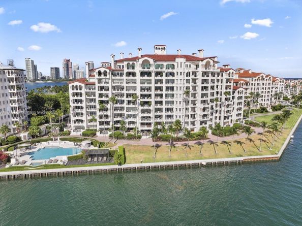 5266 Fisher Island Dr 5266, Miami Beach FL 33109