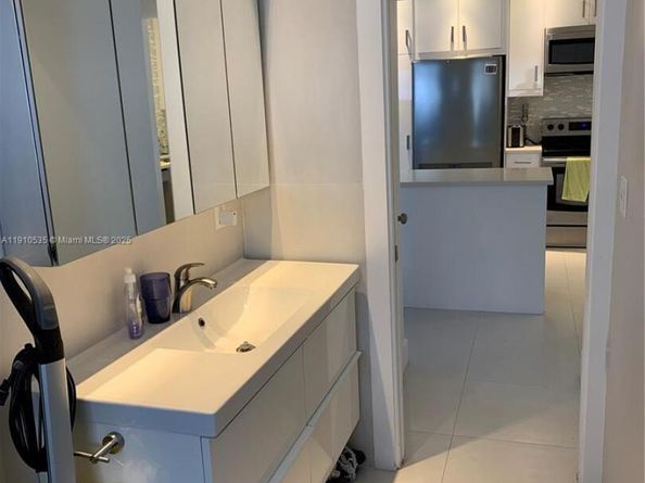 1501 Arthur St 10, Hollywood FL 33020