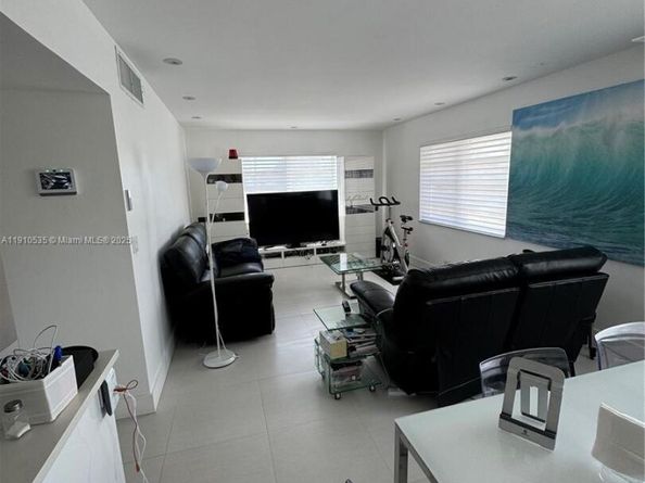 1501 Arthur St 10, Hollywood FL 33020