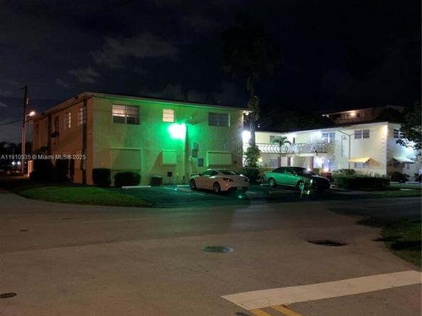 1501 Arthur St 10, Hollywood FL 33020