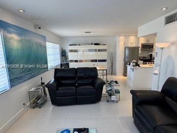 1501 Arthur St 10, Hollywood FL 33020