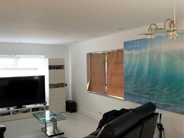 1501 Arthur St 10, Hollywood FL 33020