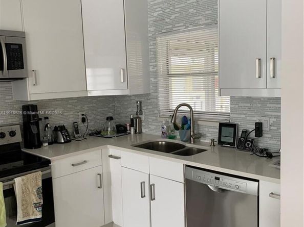 1501 Arthur St 10, Hollywood FL 33020