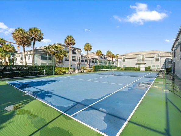 1194 Hillsboro Mile 33, Hillsboro Beach FL 33062