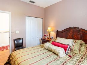 1128 NE 39th Ave, Homestead FL 33033