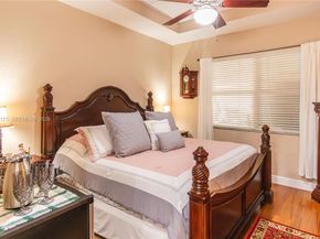 1128 NE 39th Ave, Homestead FL 33033