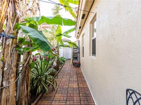 1128 NE 39th Ave, Homestead FL 33033