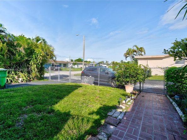 9655 NW 26th Ct 2, Sunrise FL 33322