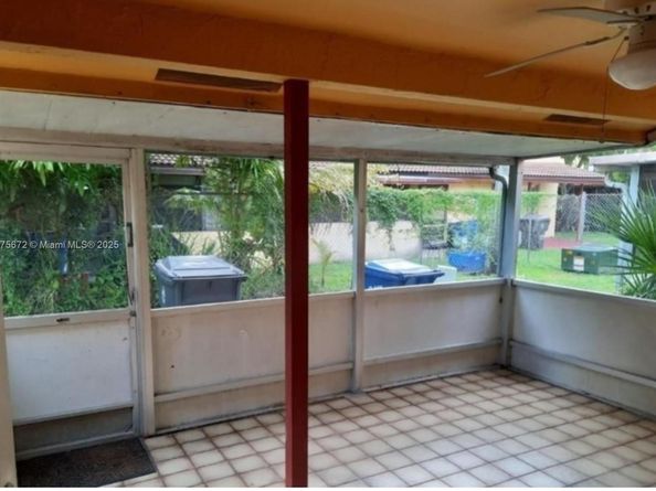 2627 NW 47th Ter 206, Lauderdale Lakes FL 33313